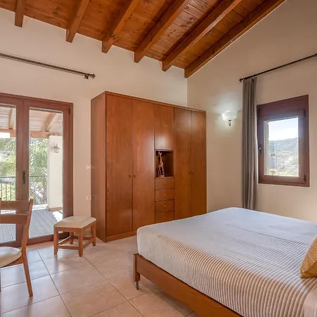 Apartament Secreto *